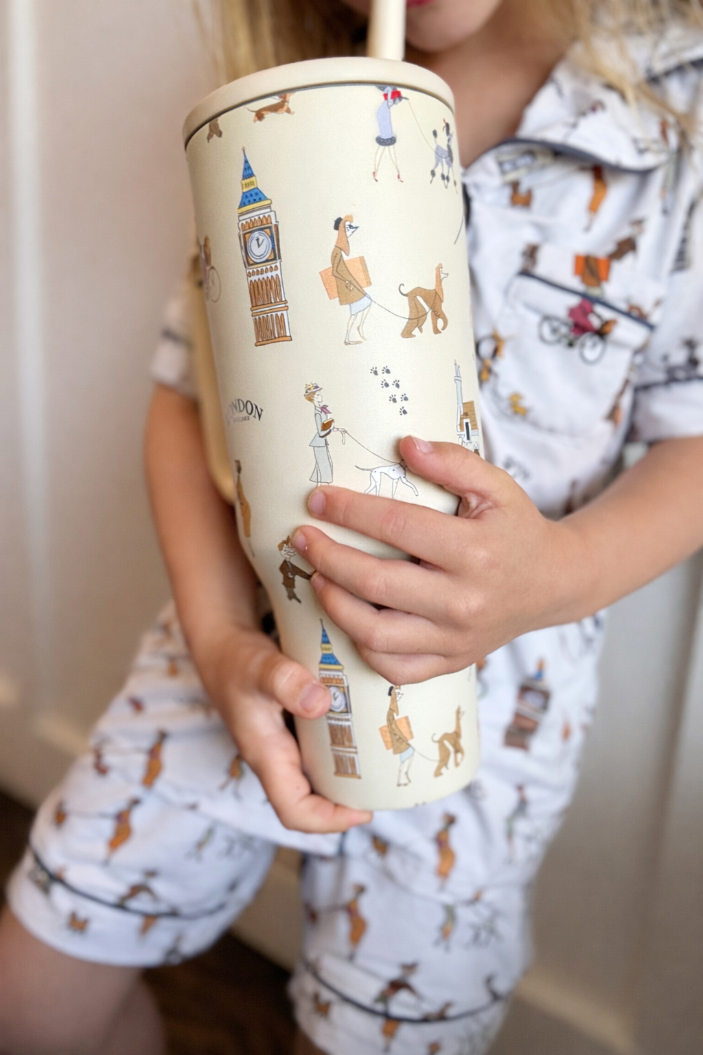 London Dog Walk 40oz Tumbler